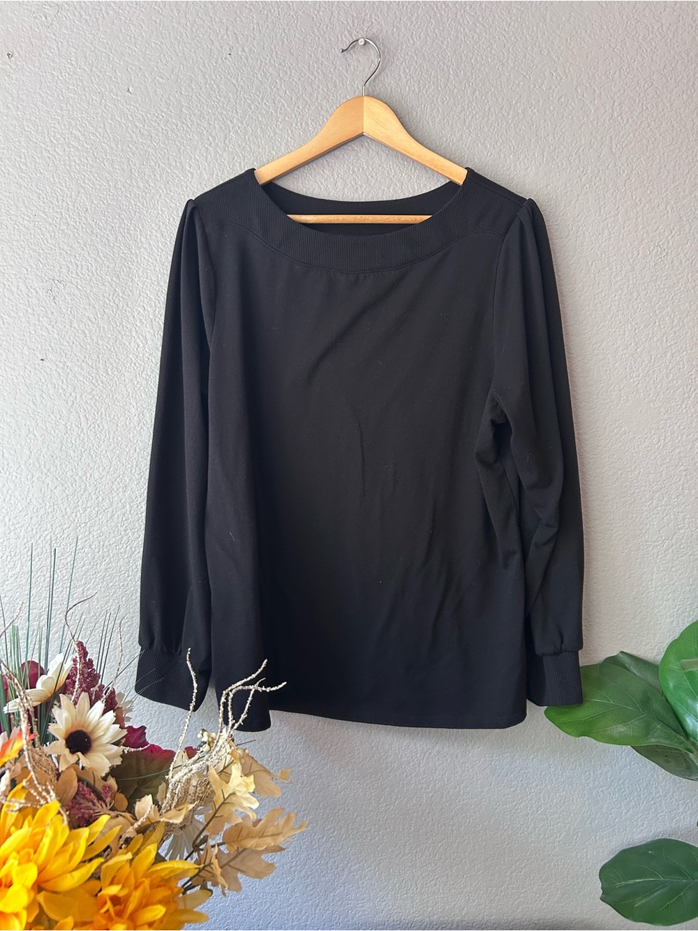 croft & barrow Black Boatneck Ribbed-Trim Long Sleeve Top